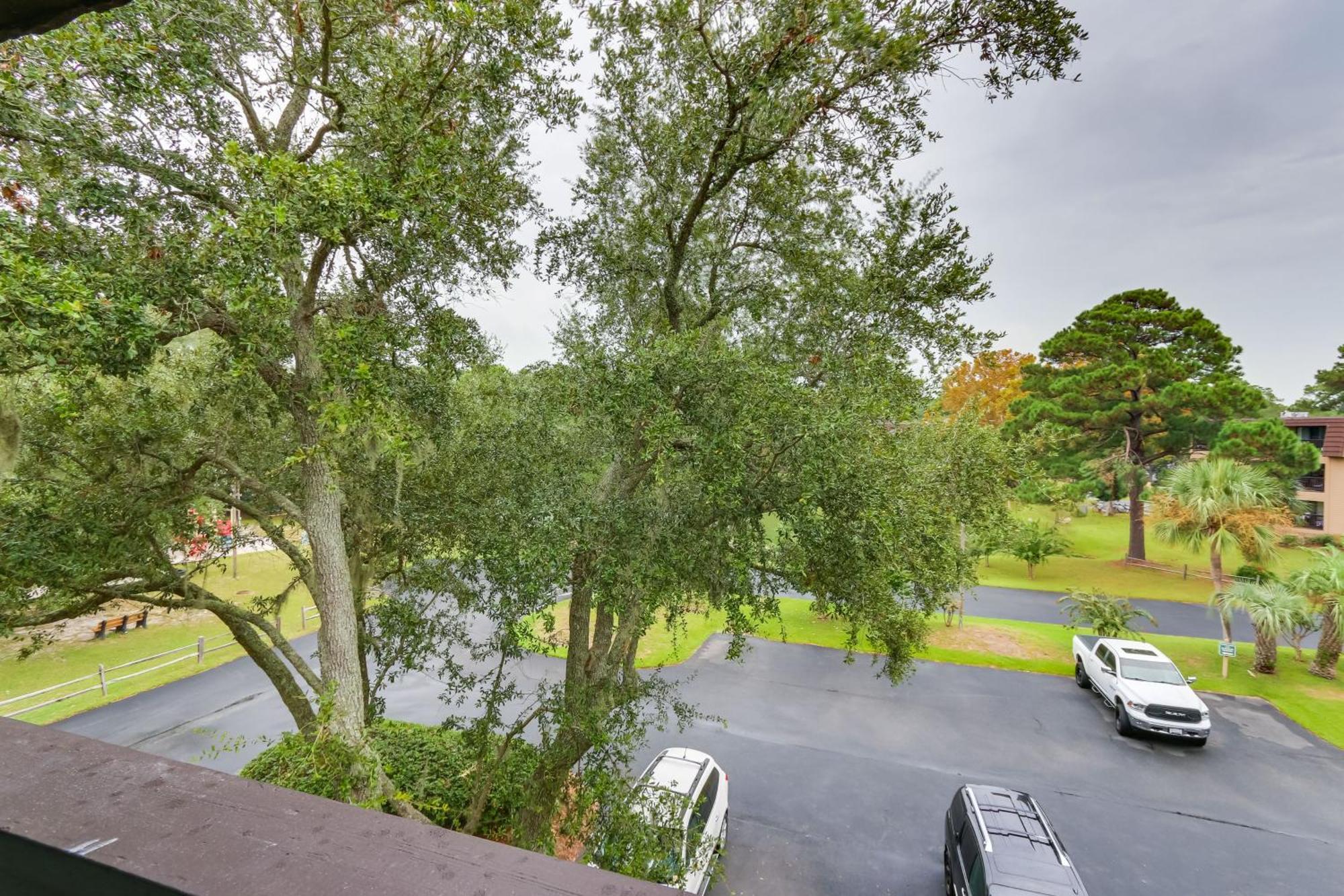 Hilton Head Condo With Balcony And Pool, Walk To Beach Hilton Head Island Kültér fotó
